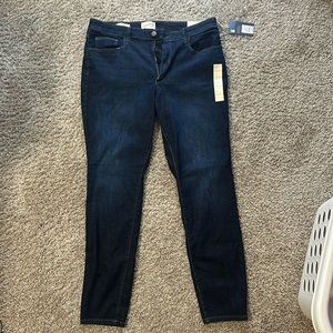 Universal thread jeans